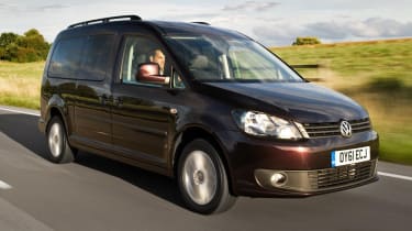 Volkswagen Caddy Maxi Life front tracking