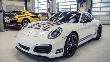 Porsche 911 Endurance Racing Edition - front quarter 2