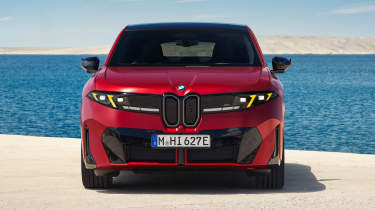 BMW iX4 M60 - full front