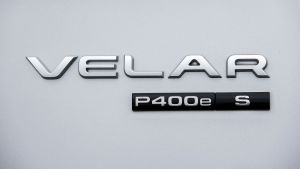 Range Rover Velar P400e - rear badge