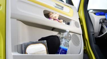 Volkswagen ID.Buzz - door card storage