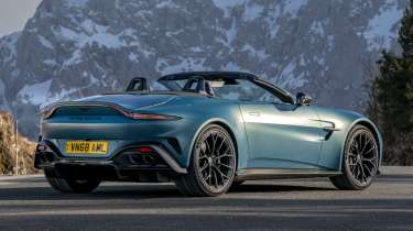 Aston Martin Vantage Roadster - rear static