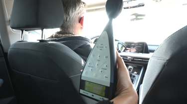 Car tyre roar sound testing