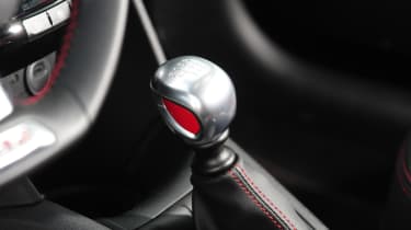 Peugeot 208 GTi gear lever