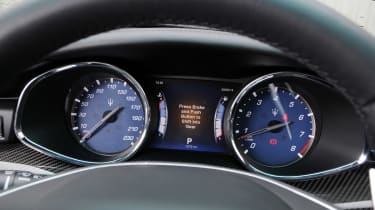Maserati Quattroporte GTS dials