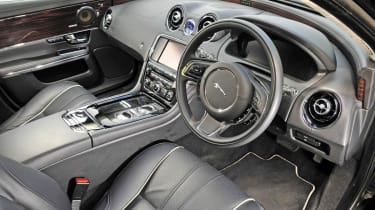 Jaguar XJ L 3.0d Portfolio