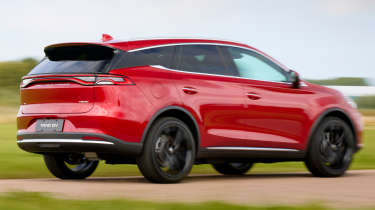 BYD TANG - rear cornering