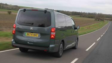 Vauxhall Vivaro Life - rear tracking, alt