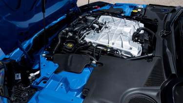 Jaguar F-Type SVR - engine