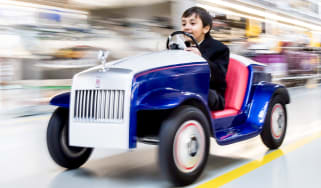Rolls-Royce SRH - front tracking