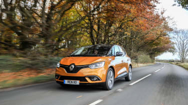 Renault Scenic and Grand Scenic Hybrid Assist - 18