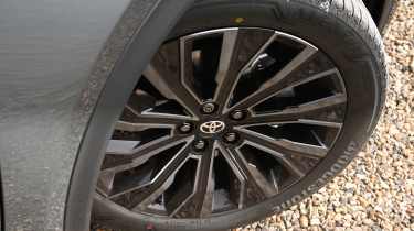 Toyota C-HR+ - alloy wheel 