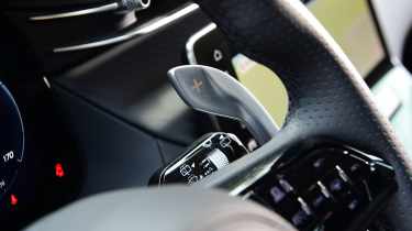 Maserati Grecale Folgore - gear shift paddle