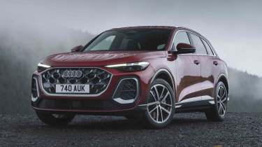 Audi Q5 - front corner static