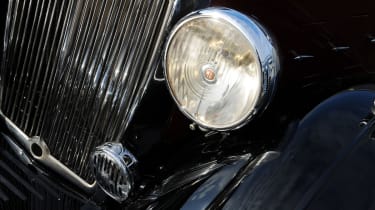 MG SA 1935 headlight