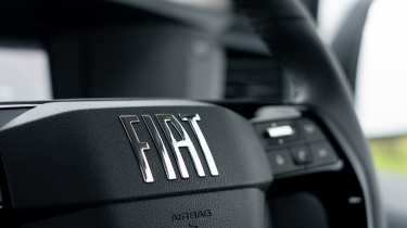 Fiat Scudo Onyx - steering wheel