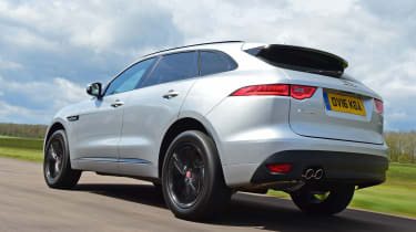 Jaguar F-Pace 2.0d R-Sport - rear