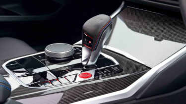 BMW M2 - gear lever