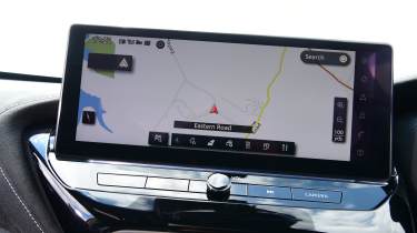 Nissan Juke - infotainment screen 