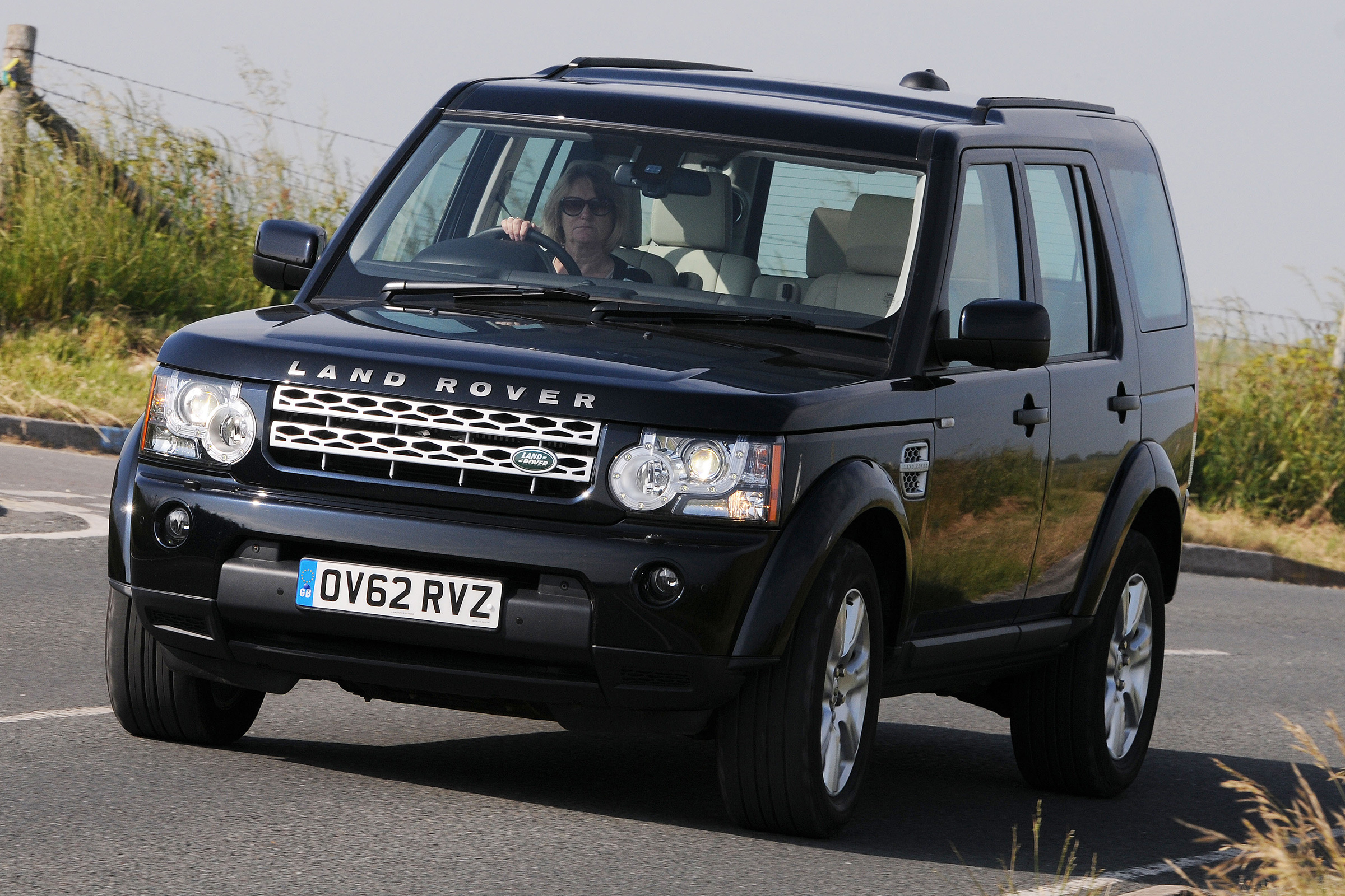 Land Rover Discovery 4: £15k-£20k - Best cheap 4x4s | Auto Express