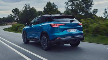 Renault Austral - rear tracking