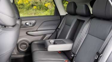New Leapmotor B10 Hybrid EV - rear seats 