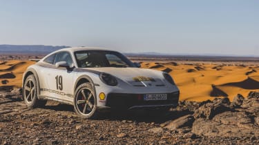 Porsche 911 Dakar heritage