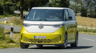 Volkswagen ID. Buzz LWB - front cornering