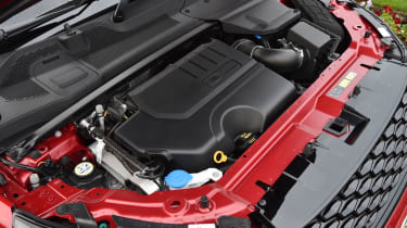 Land Rover Discovery Sport - engine