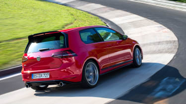 Volkswagen Golf GTI Clubsport S - rear cornering