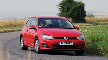 Volkswagen Golf 1.2 S front action