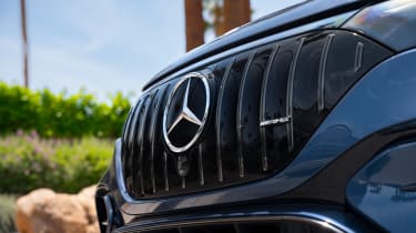 Mercedes-AMG EQE SUV - grille
