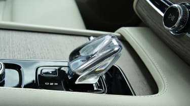 Volvo XC90 - gear lever