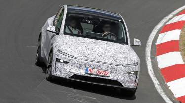 Tesla Model Y Performance - dynamic front end