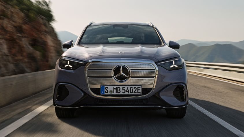 Mercedes cars’ new look will come slow and steady as BMW and Audi opt for revolu