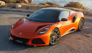 Lotus Emira 420 Sport - front