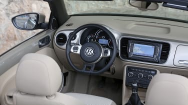 VW Beetle Cabriolet 1.4 TSI dash