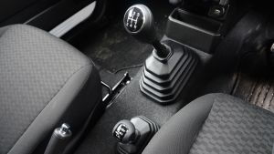 Suzuki Jimny Commercial - gear lever