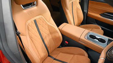 Mazda 6e - front seats