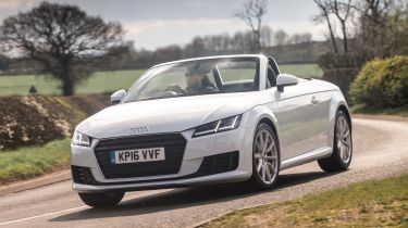 Audi TT Roadster 180 2016 - front cornering