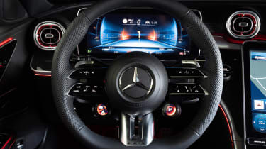 Mercedes-AMG C 43 - steering wheel
