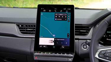 Renault Captur - infotainment screen