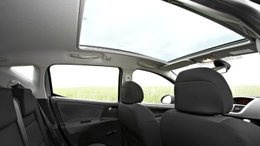 Peugeot 207 SW 1.6 Sport interior