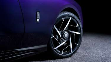 Rolls-Royce Spectre Black Badge - wheel