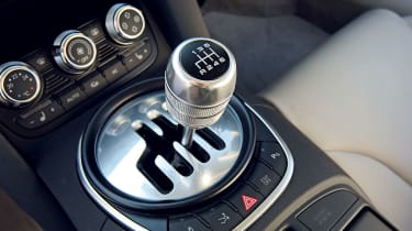 Audi R8 gear lever