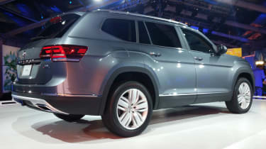 Volkswagen Atlas - show rear