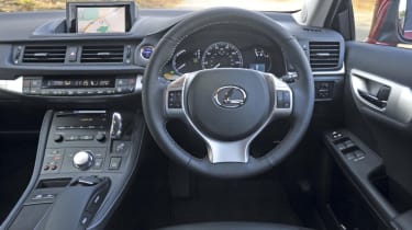 Lexus CT 200h interior
