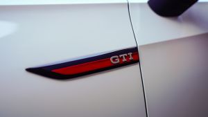 Volkswagen%20Golf%20GTi%202020%20review-19.jpg