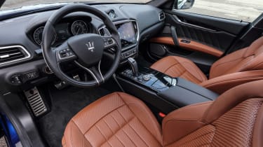 2017 Maserati Ghibli Review, Pricing, and Specs