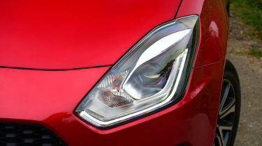Suzuki Swift - headlight